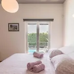 Luxury Nicol With Pool And Sea View 300m From The Pula