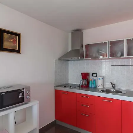 Luxury Nicol With Pool And Sea View 300m From The Vila *