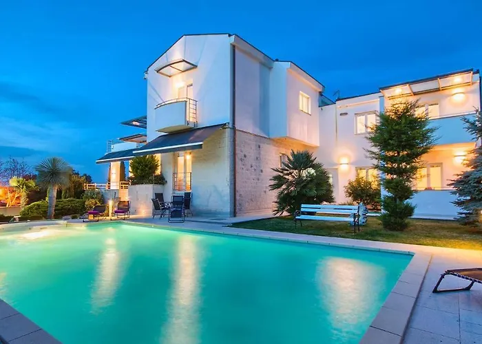 Villa Luxury Nicol With Pool And Sea View 300m From The